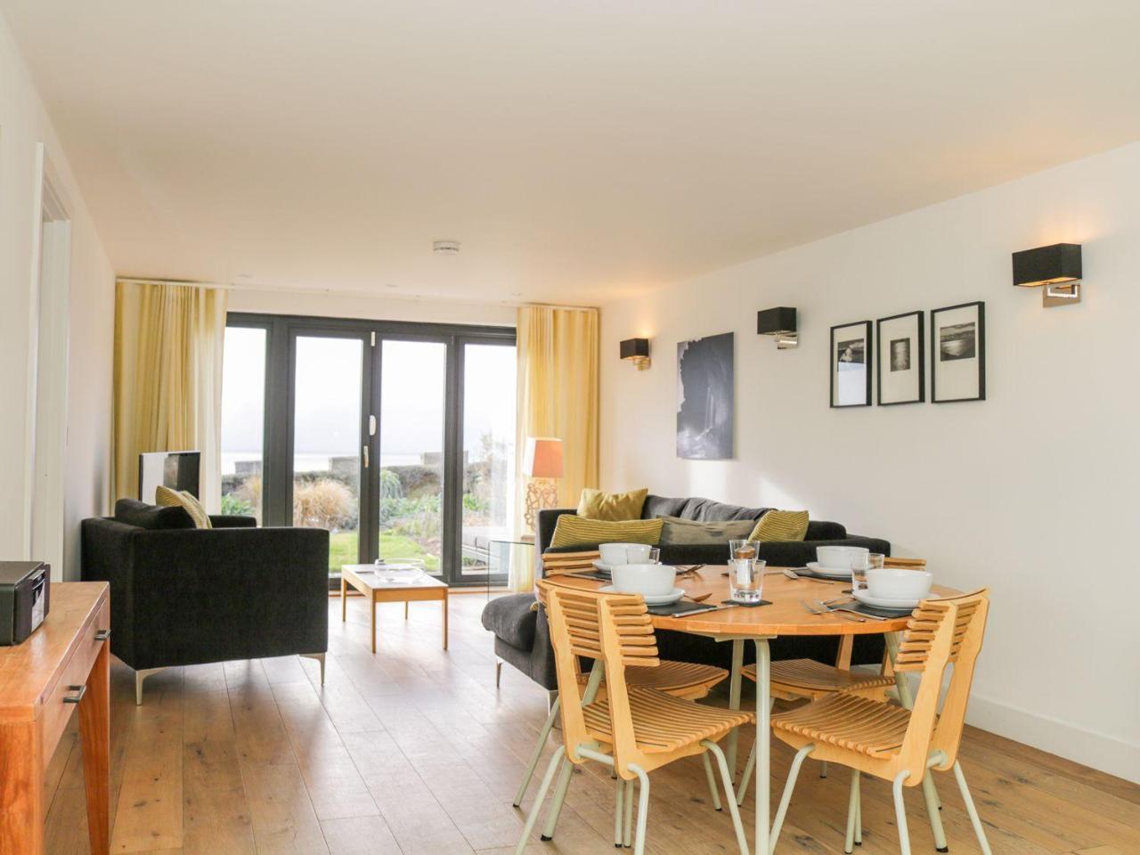 Gara Rock - Garden Apartment 7, ซัลคอมบ์ ภายนอก รูปภาพ