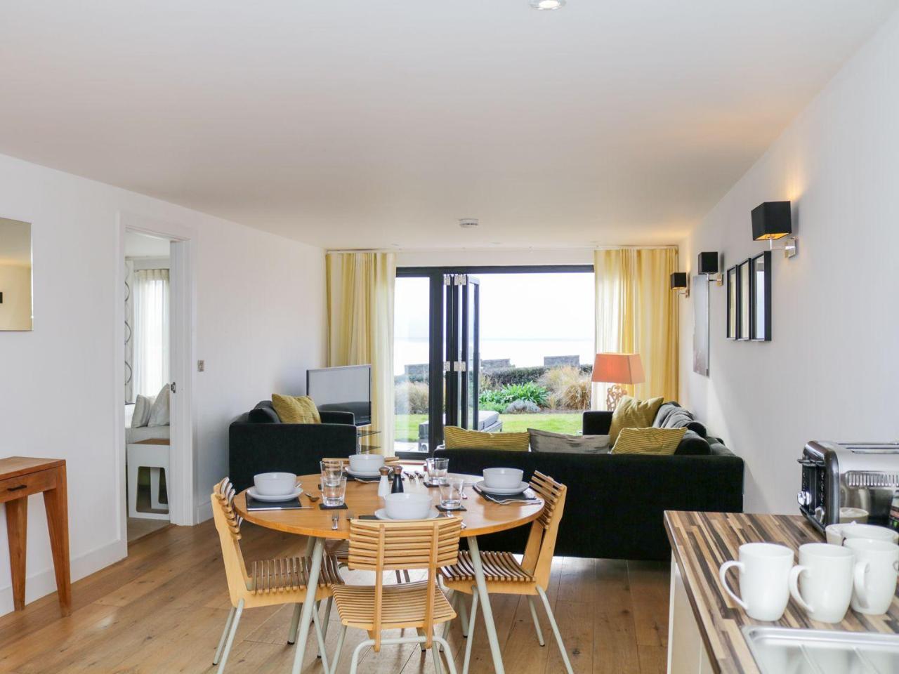 Gara Rock - Garden Apartment 7, ซัลคอมบ์ ภายนอก รูปภาพ
